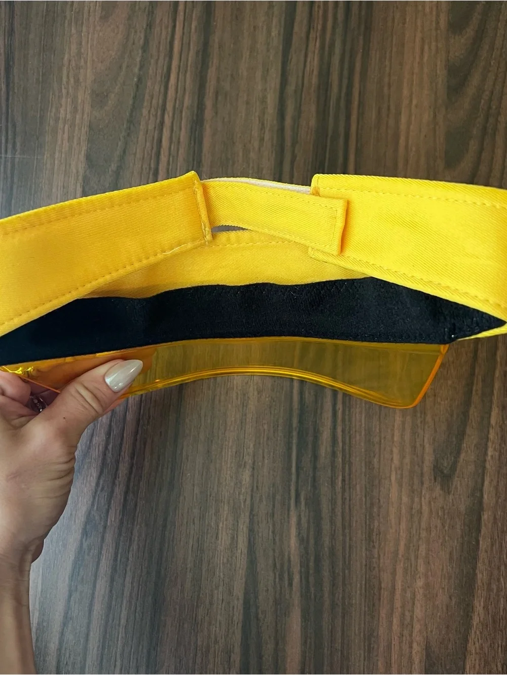 Vintage Guess Visor‎
